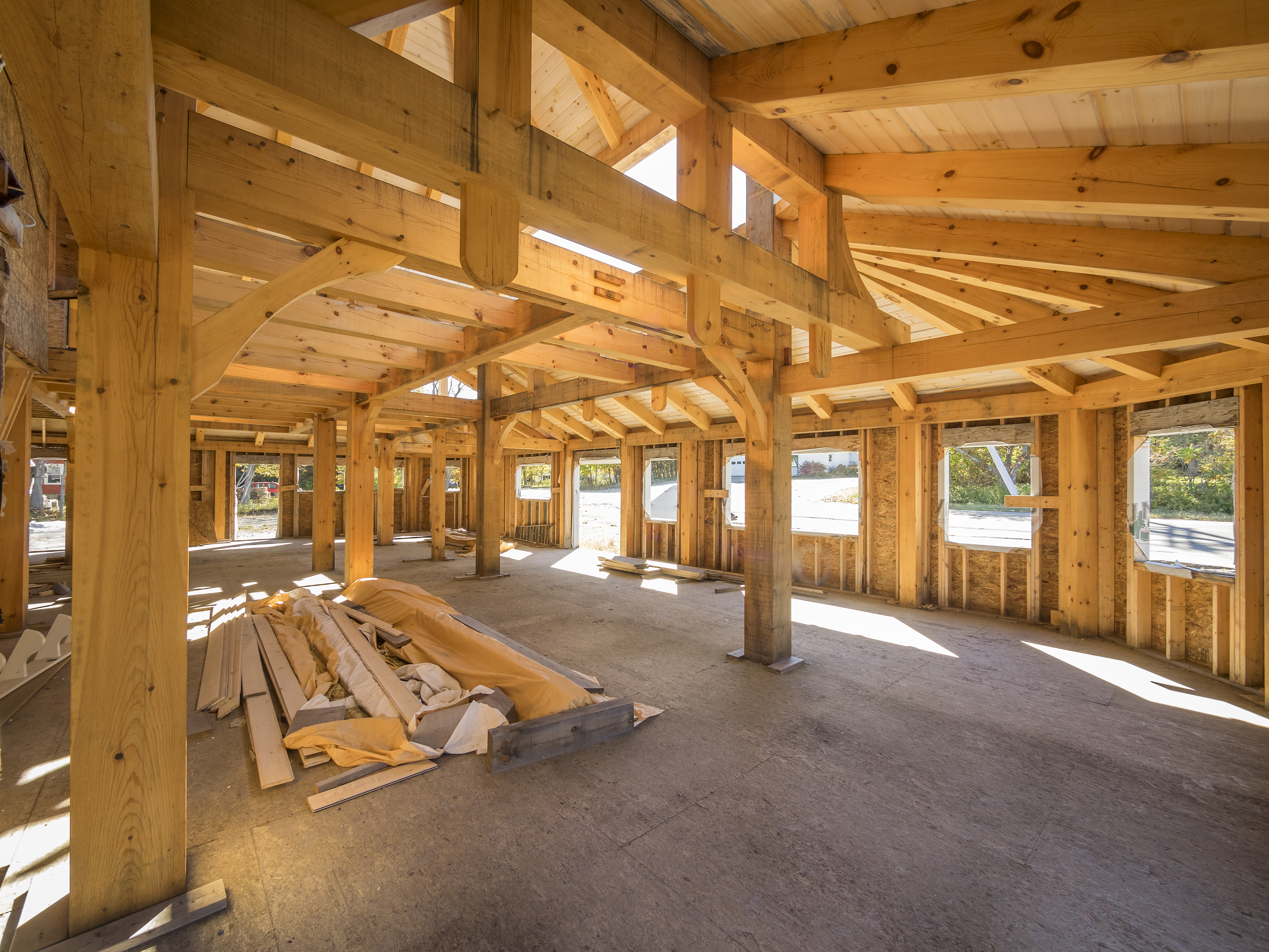 advantages of building a timber frame house - post & beam